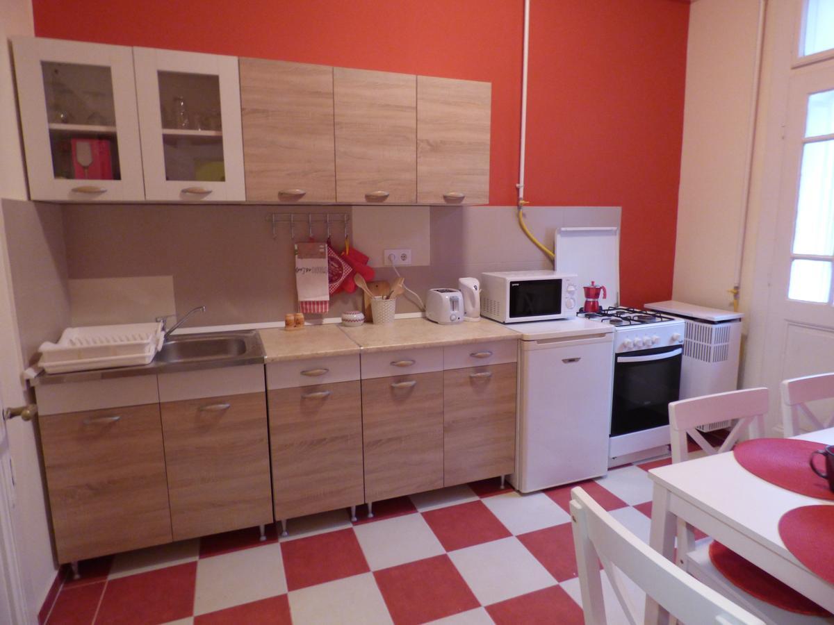 Yellow Apartment Debrecen Exterior foto