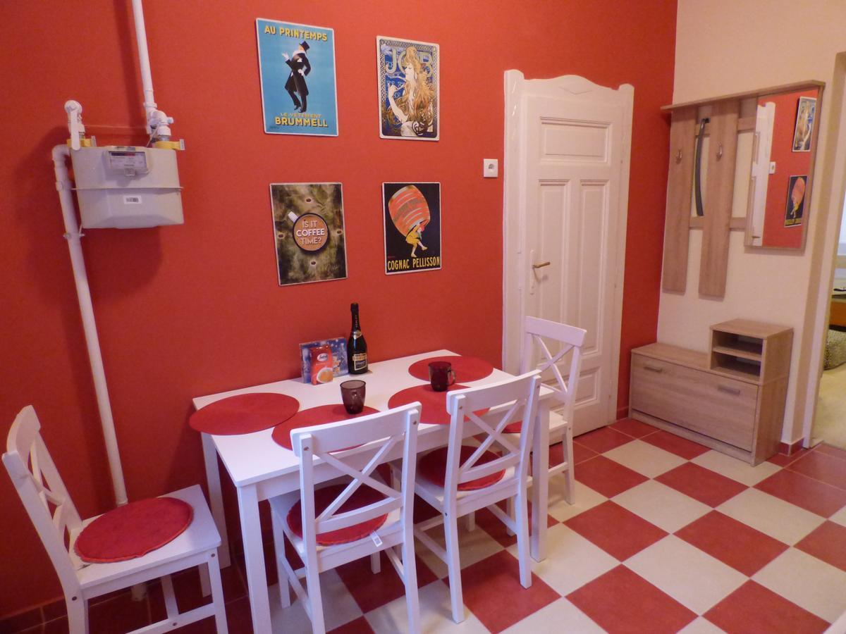 Yellow Apartment Debrecen Exterior foto